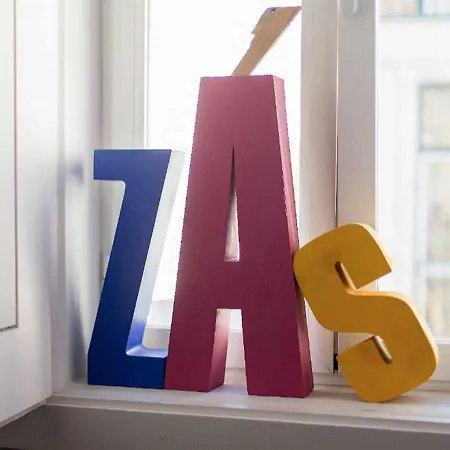 Apartman 5 Seconds To Your Heart *